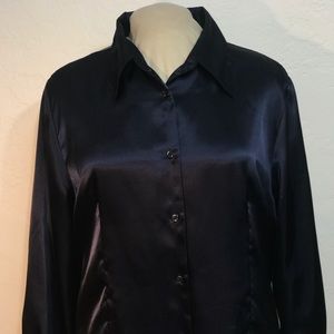 LANE BRYANT 18 / 20 SATIN FRONT BUTTON TOP